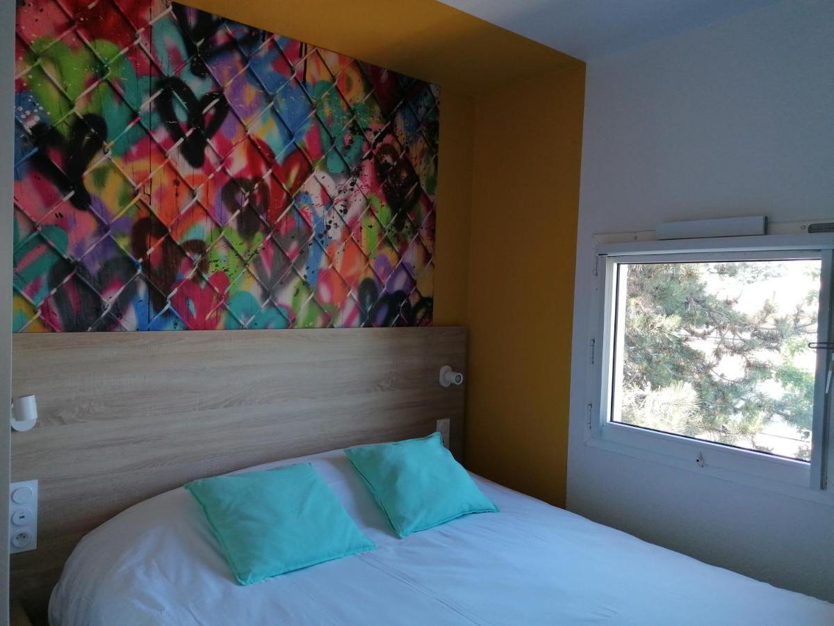 Kyriad Direct Martigues Exterior photo